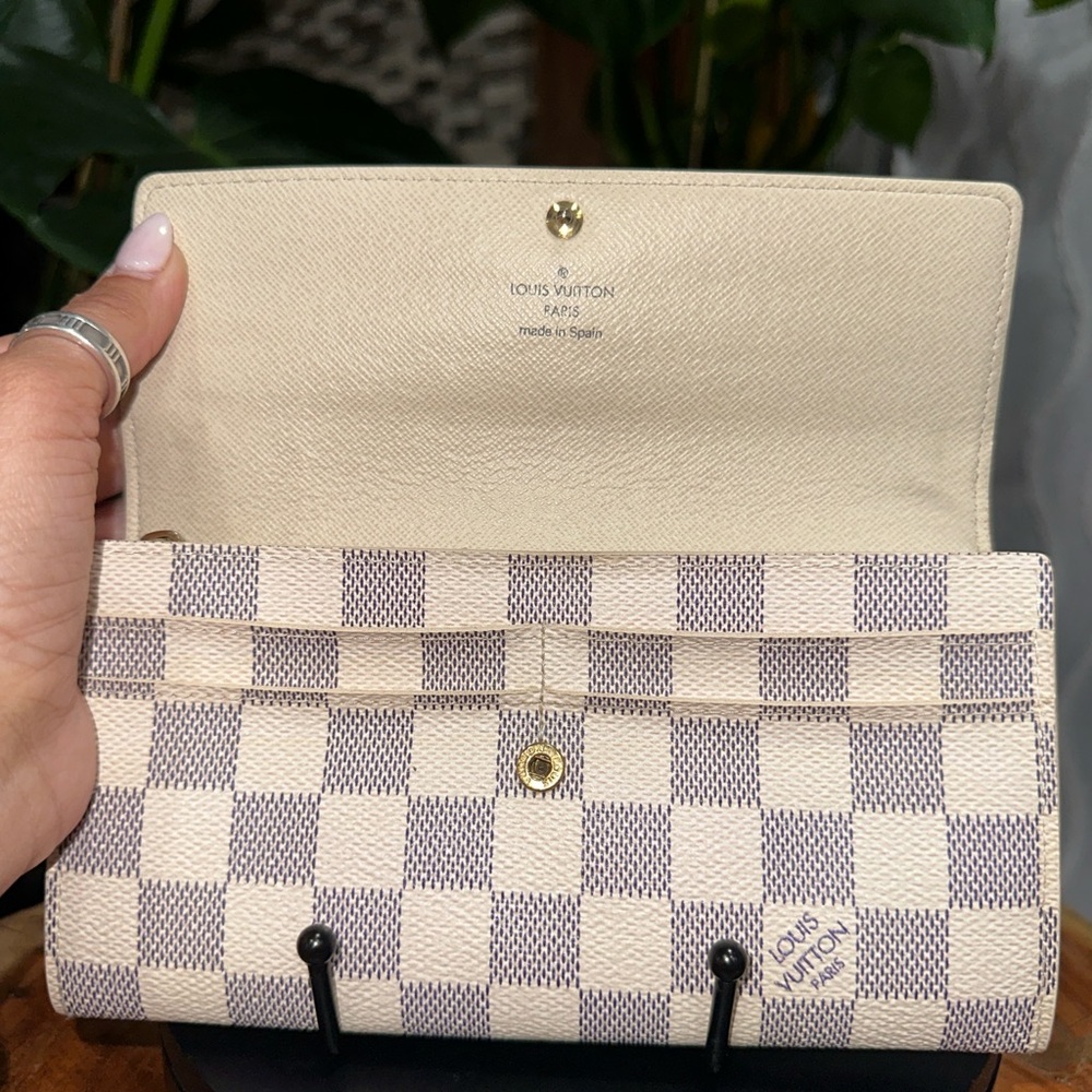 Authentic Louis Vuitton Damier Azur Long Sarah Wallet with LV Dust bag & box - Picture 7 of 10